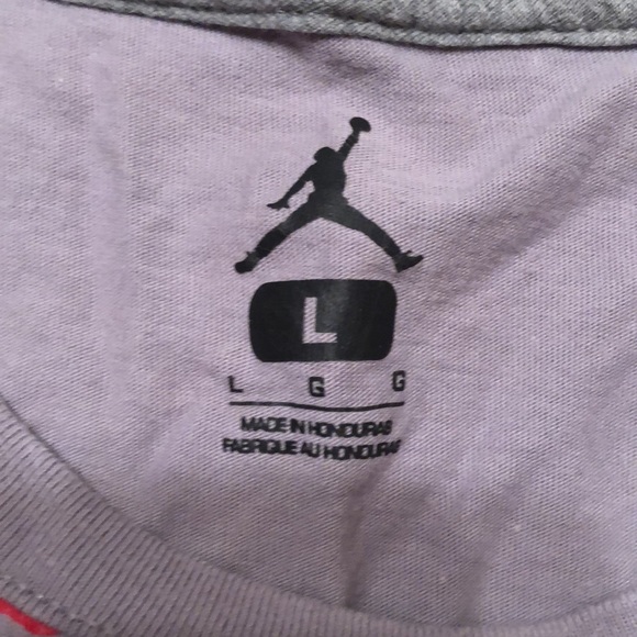 Nike air, Jordan red print design size large - Picture 2 of 3